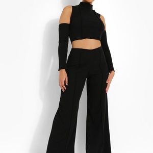 Boohoo Crinkle Rib Exposed Seam Crop And Trousers